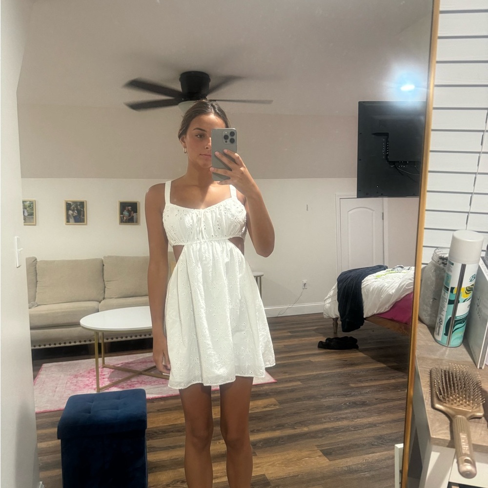 White Sleeveless Square Neck Mini Sundress